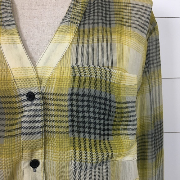 β πͺ΄$5/25πͺ΄ Xhilaration Yellow Black Plaid Button Down Shirt Tunic Top Small - Picture 6 of 9
